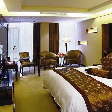 Crystal Island Club Hotell Shanghai Eksteriør bilde