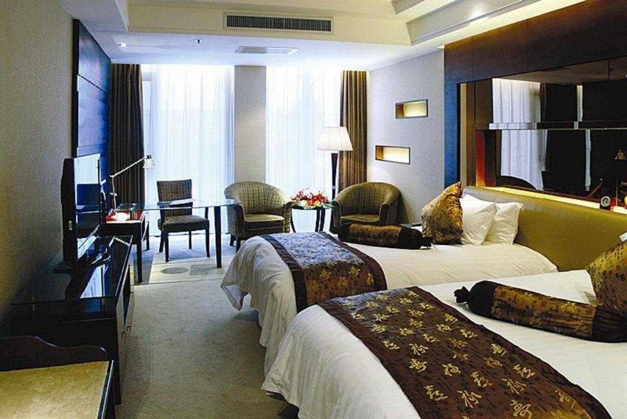 Crystal Island Club Hotell Shanghai Eksteriør bilde